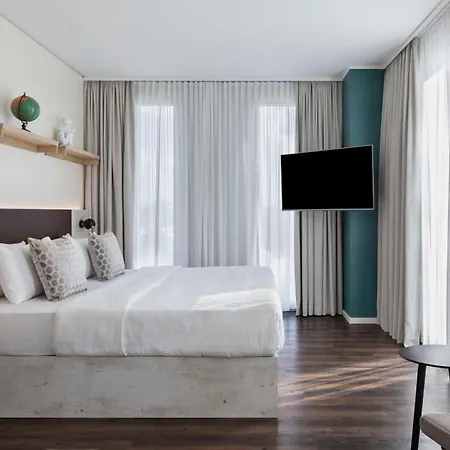 Stellaris Apartahotel