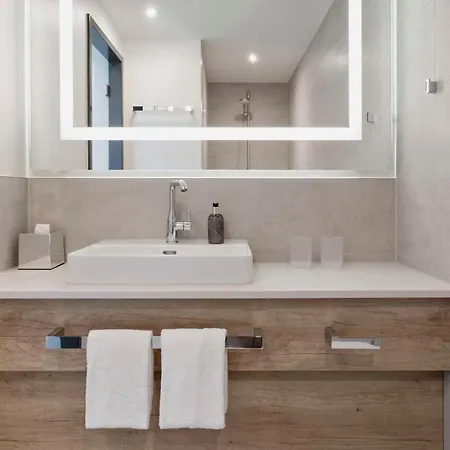 Stellaris 3* Garching bei München