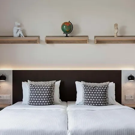 Stellaris Apartahotel 3*